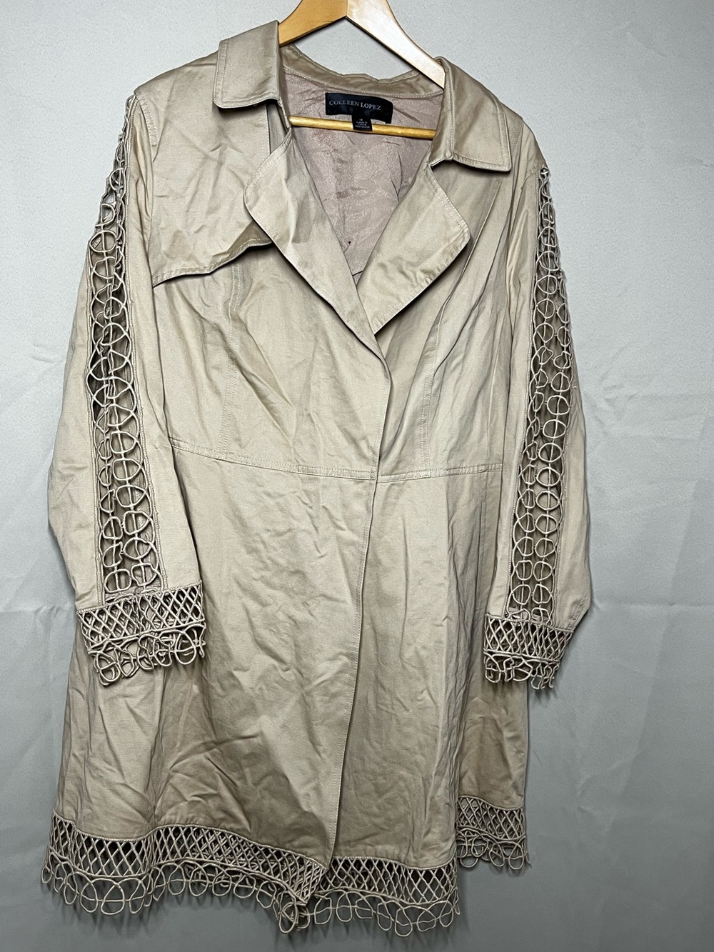 Colleen Lopez 1X Beige Crochet Cutout Trench Coat Jacket Boho Statement